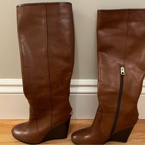 Coach brown leather size 8 4 inch wedge heeled boots